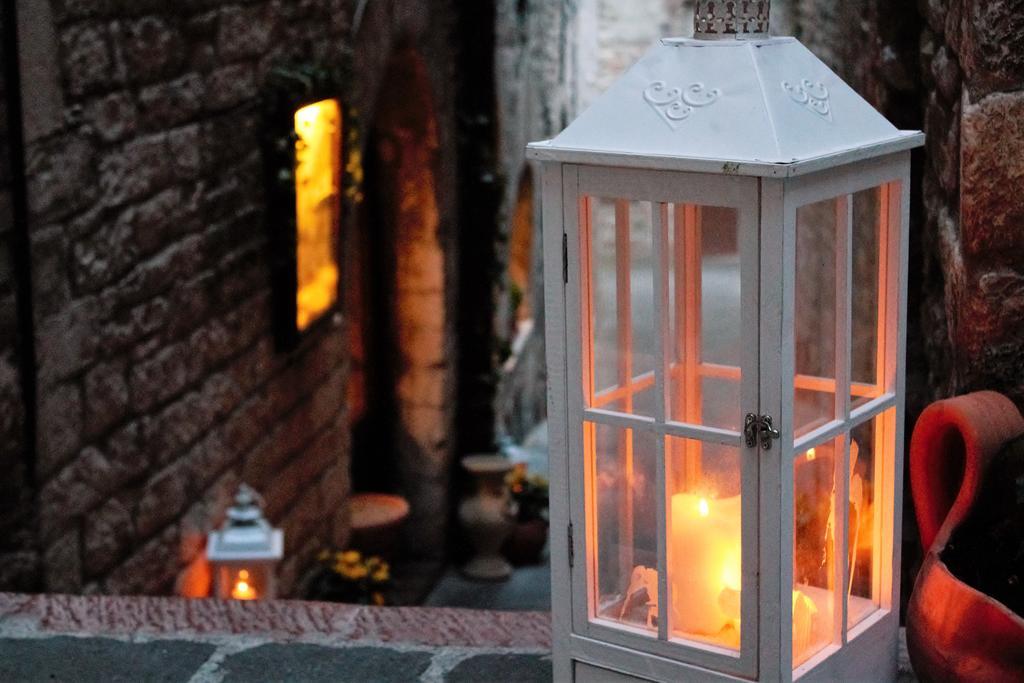 Hotel Il Vicoletto อัสซิซี ภายนอก รูปภาพ